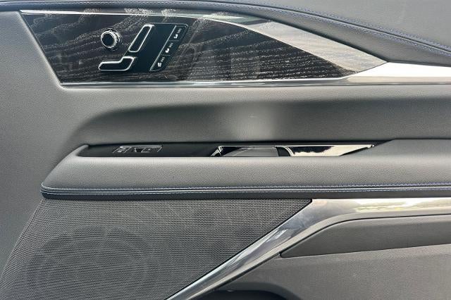 2026 Cadillac ESCALADE IQ Sport