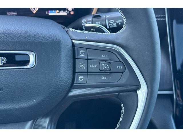 2025 Jeep Grand Cherokee Laredo X