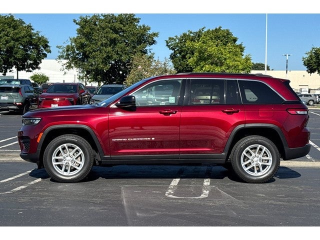 2025 Jeep Grand Cherokee Laredo X