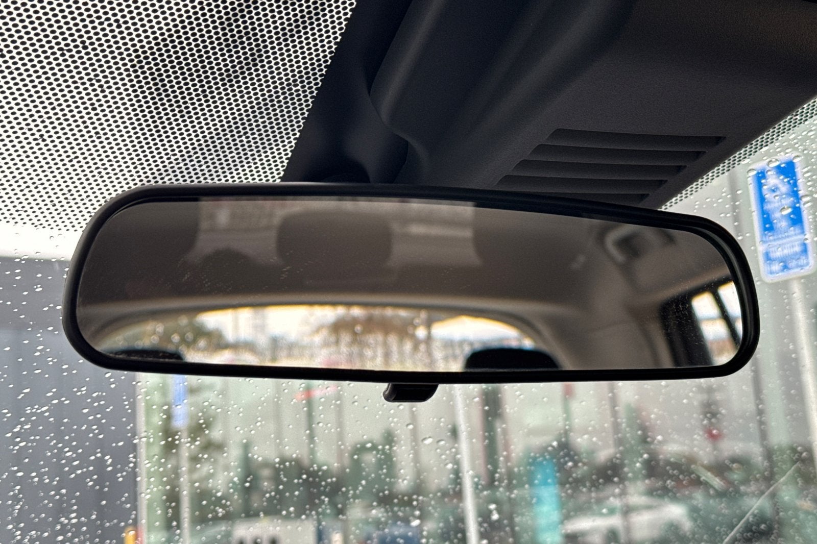 2025 Nissan Leaf S