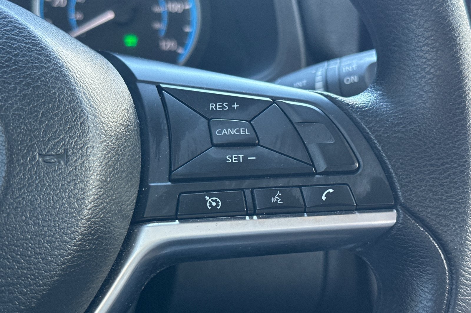 2025 Nissan Leaf S