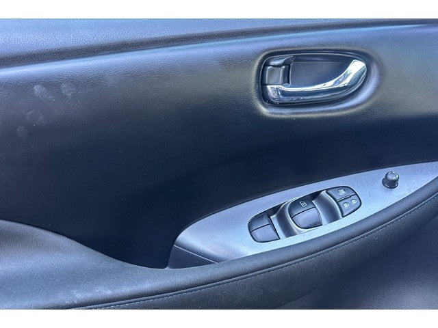 2025 Nissan Leaf S