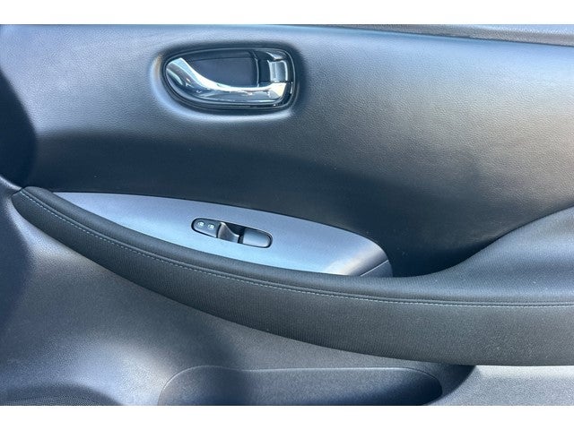 2025 Nissan Leaf S