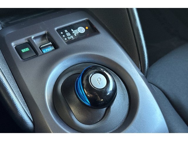 2025 Nissan Leaf S