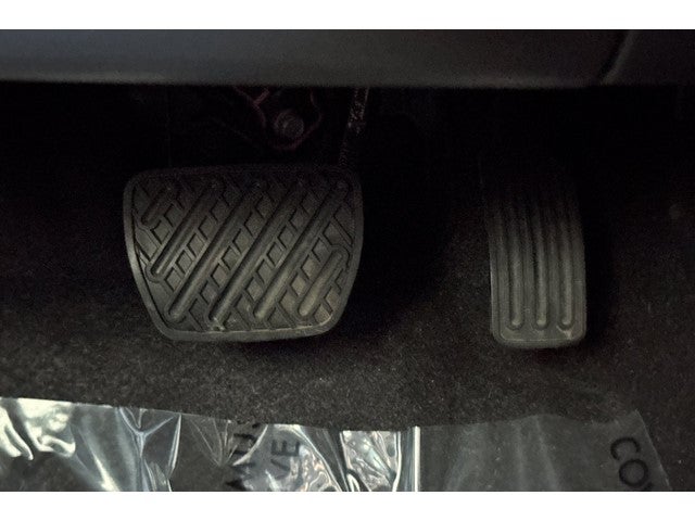 2025 Nissan Leaf S