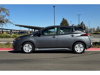 2025 Nissan Leaf S