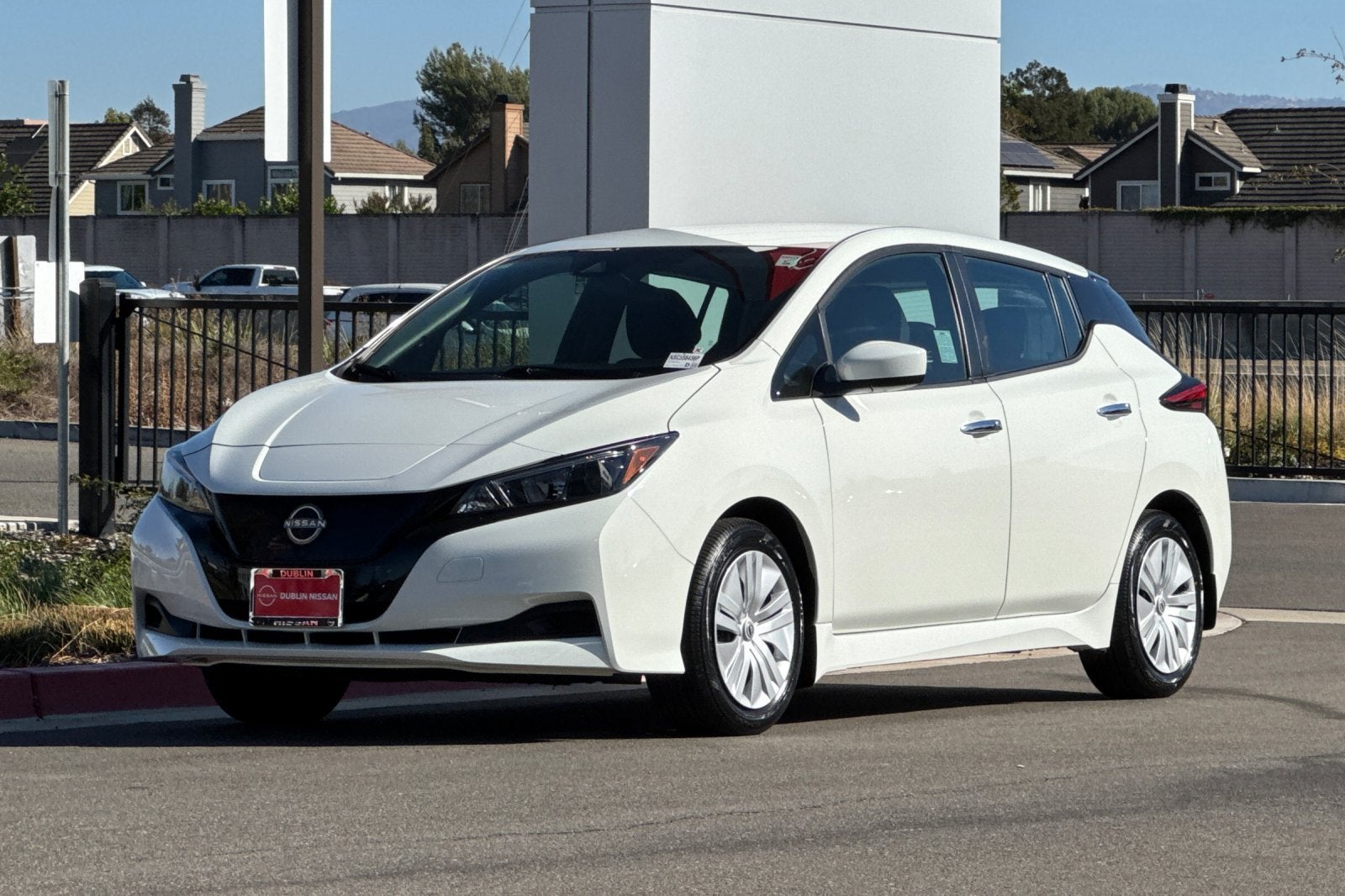 2025 Nissan Leaf S