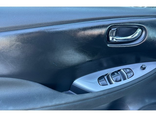 2025 Nissan Leaf S