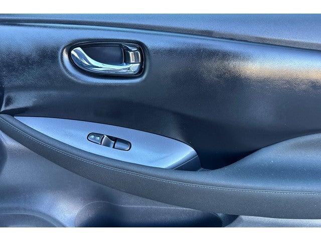 2025 Nissan Leaf S