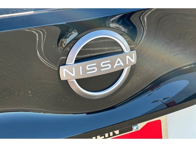2025 Nissan Leaf S