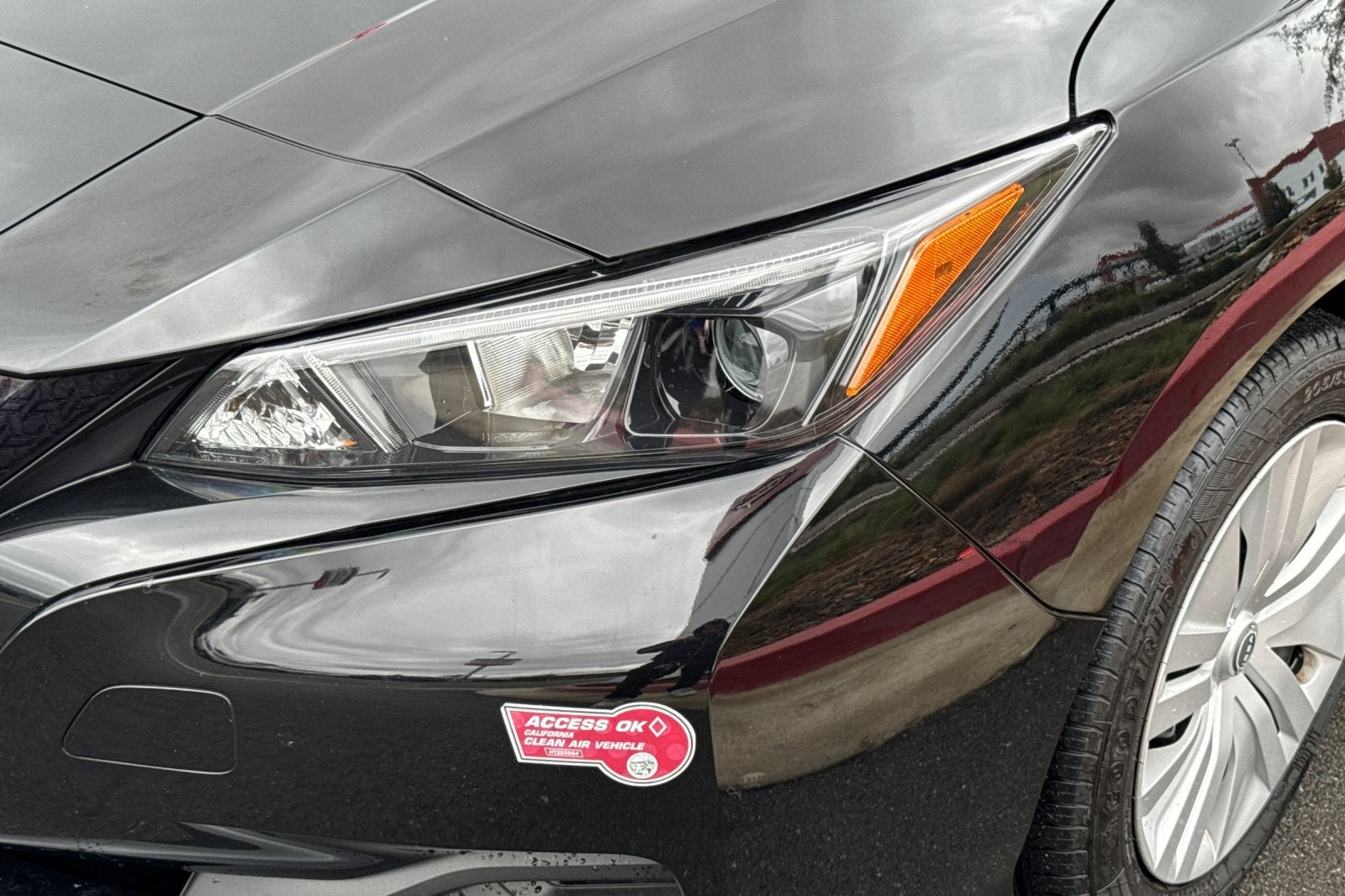 2025 Nissan Leaf S