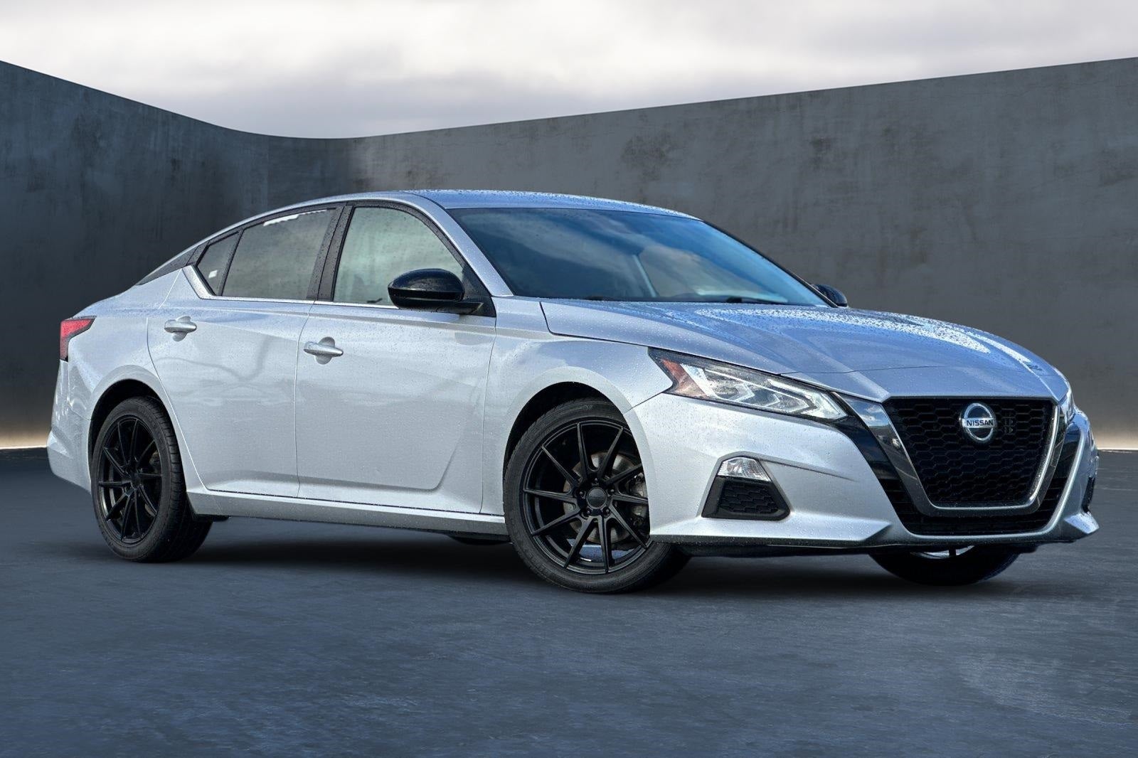 2020 Nissan Altima 2.5 SR