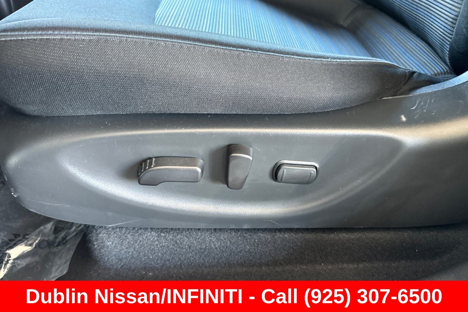 2023 Nissan Leaf SV Plus