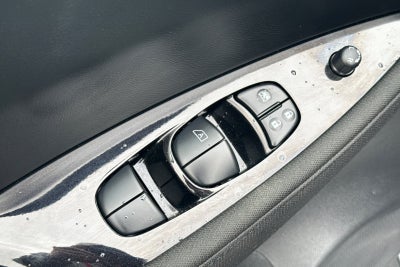 2025 Nissan Leaf SV Plus