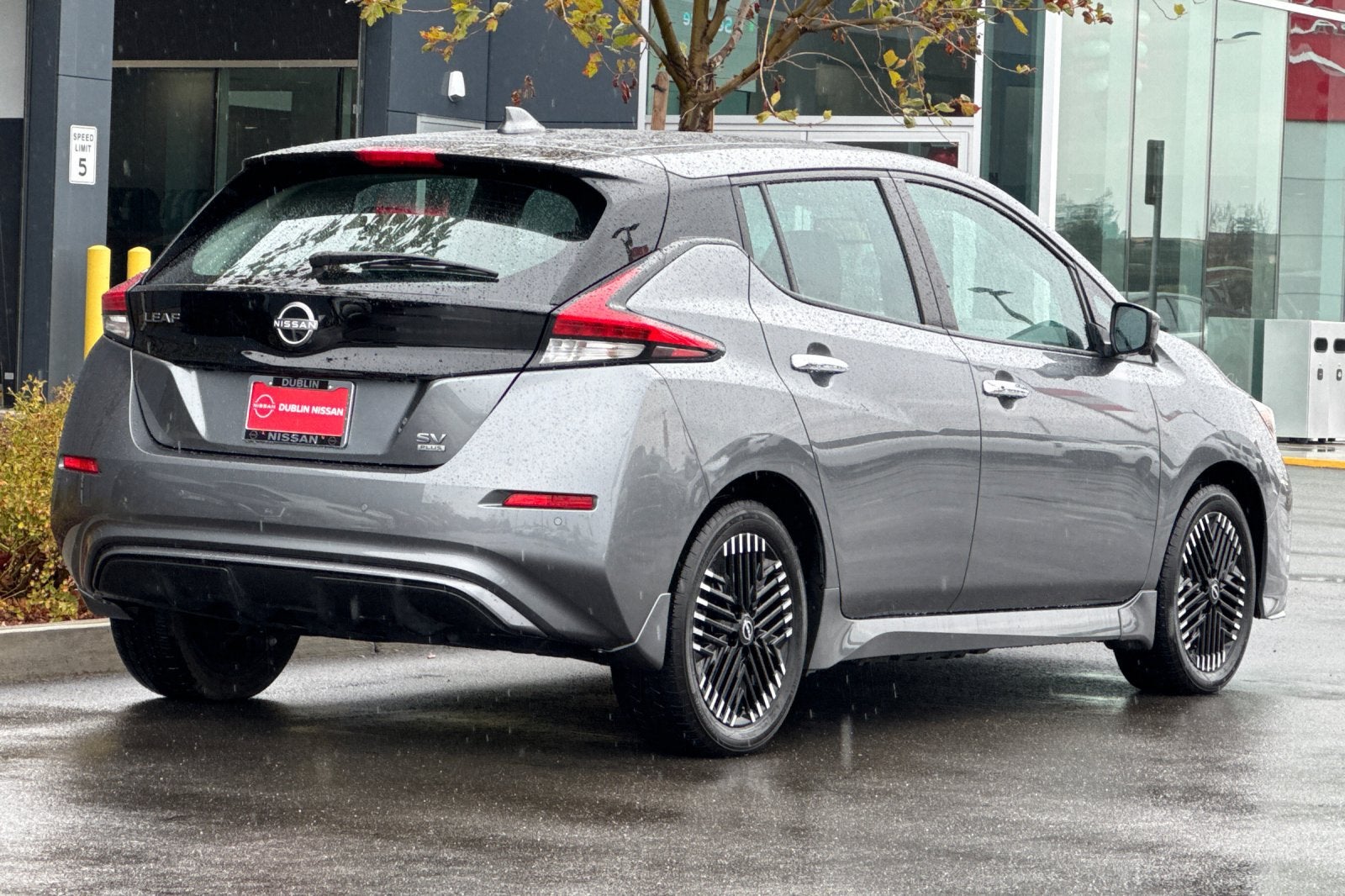 2025 Nissan Leaf SV Plus
