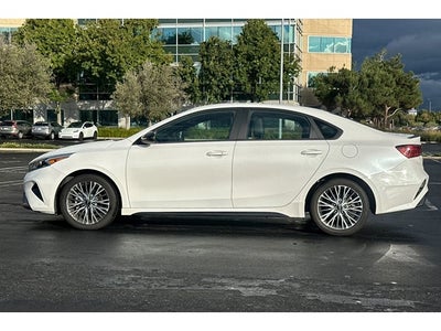 2022 Kia Forte GT-Line