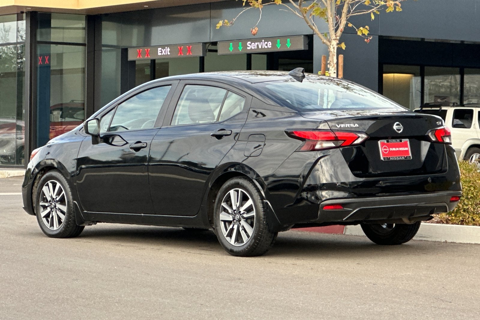 2021 Nissan Versa 1.6 SV