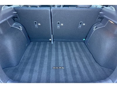 2024 Nissan Kicks SR