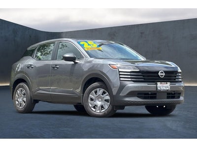 2025 Nissan Kicks S