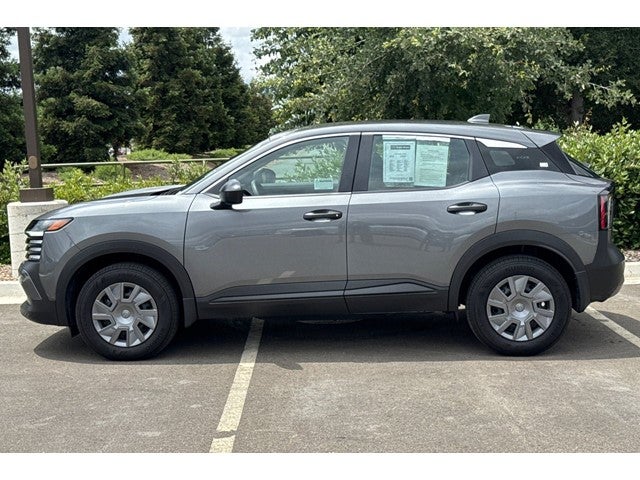 2025 Nissan Kicks S