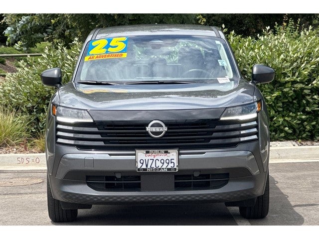 2025 Nissan Kicks S