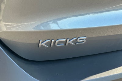 2025 Nissan Kicks SV