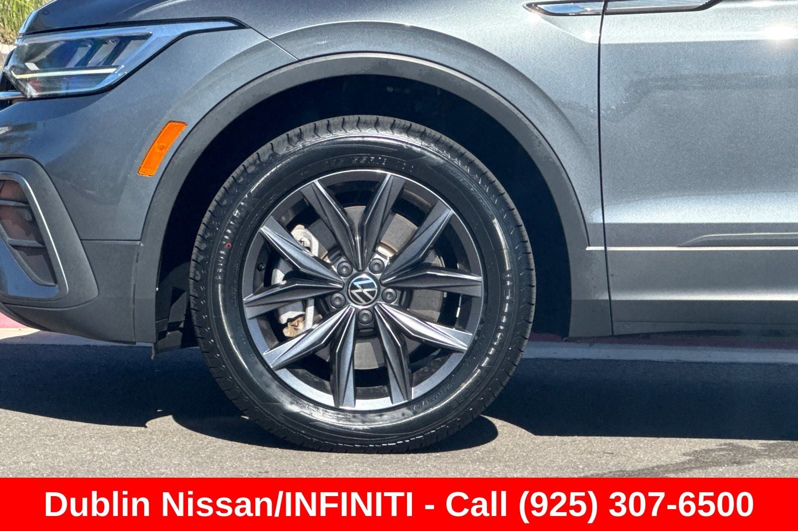 2023 Volkswagen Tiguan 2.0T SE