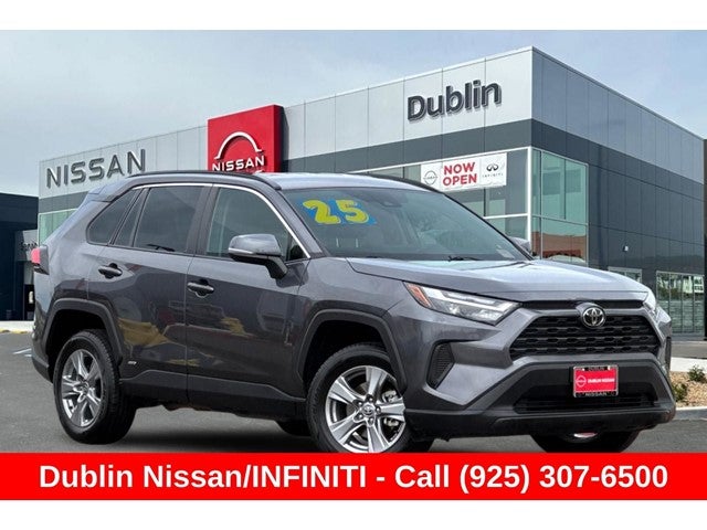 2025 Toyota RAV4 Hybrid XLE