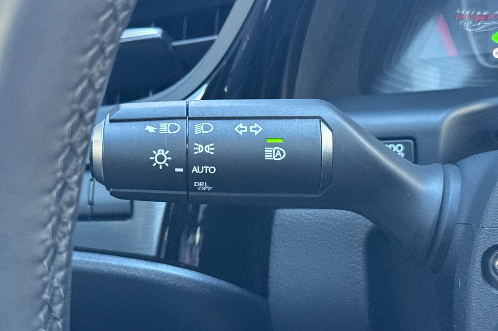 2025 Lexus ES 300h