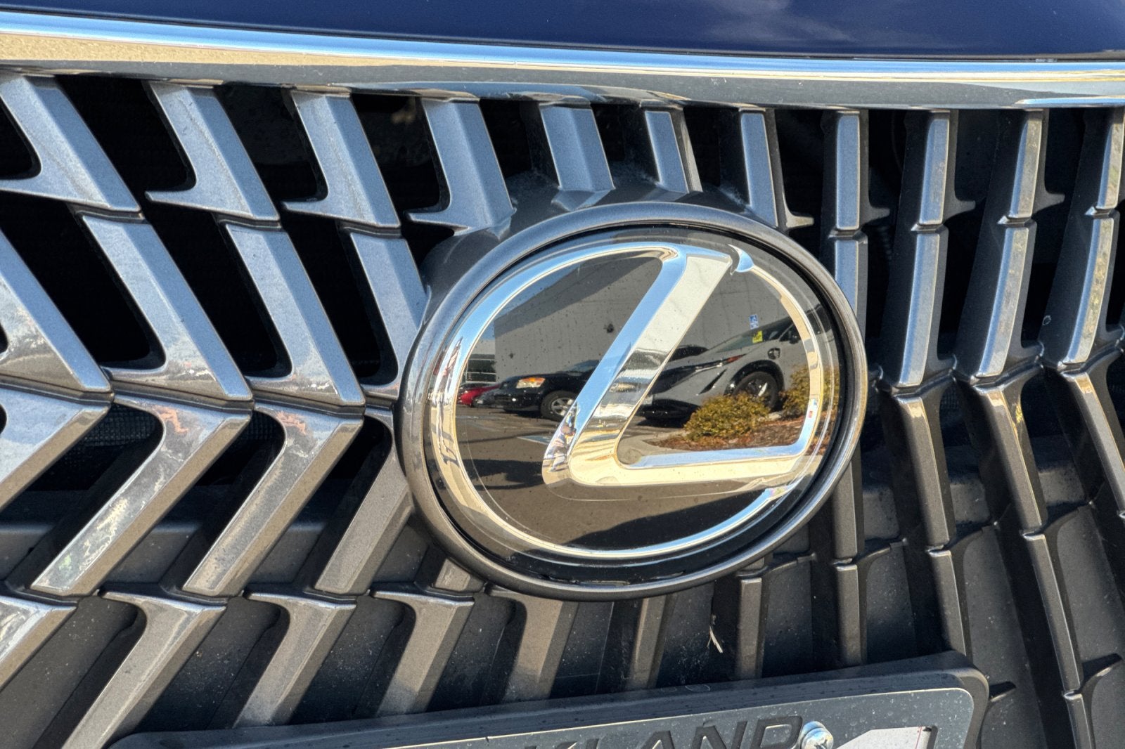 2025 Lexus ES 300h