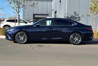 2025 Lexus ES 300h