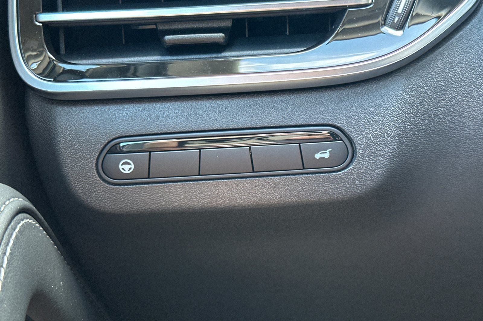 2027 INFINITI QX60 Luxe AWD