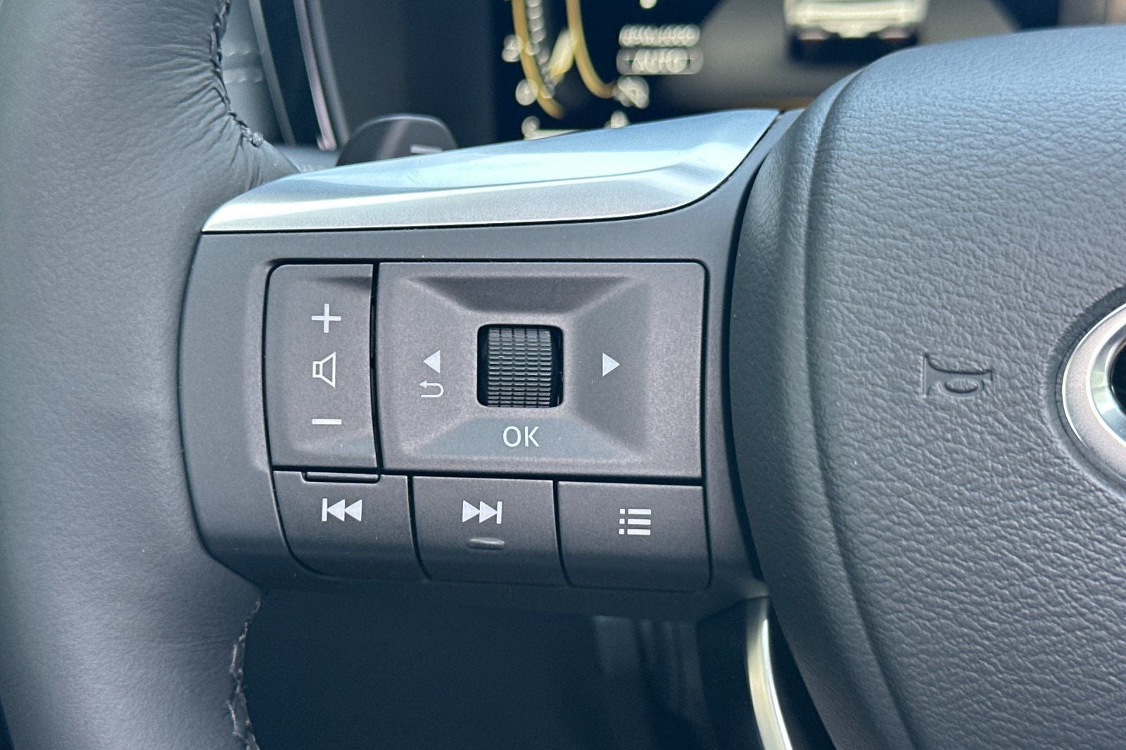 2027 INFINITI QX60 Luxe AWD
