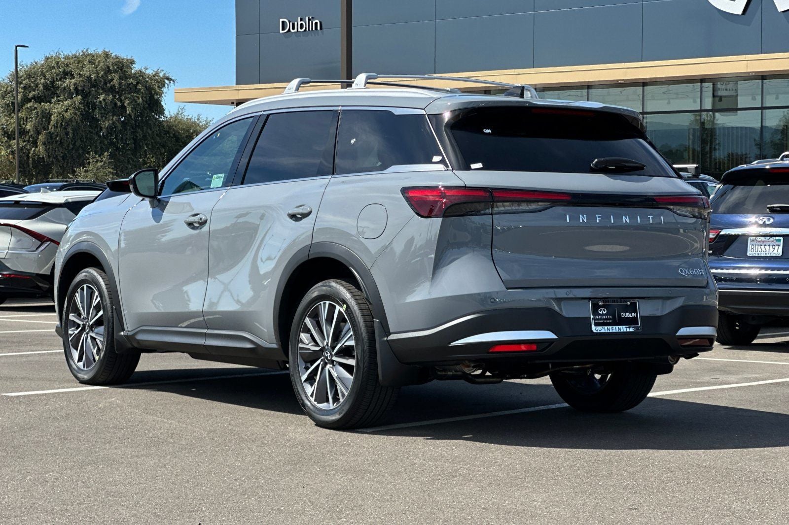 2027 INFINITI QX60 Luxe AWD