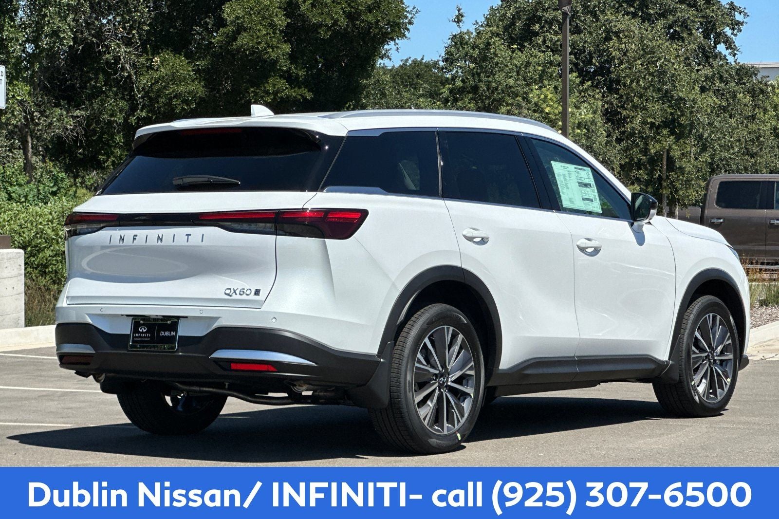 2027 INFINITI QX60 Luxe AWD