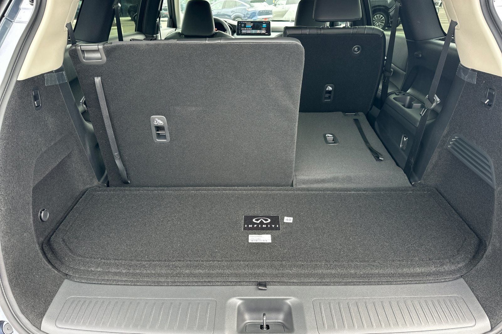 2027 INFINITI QX60 Luxe AWD