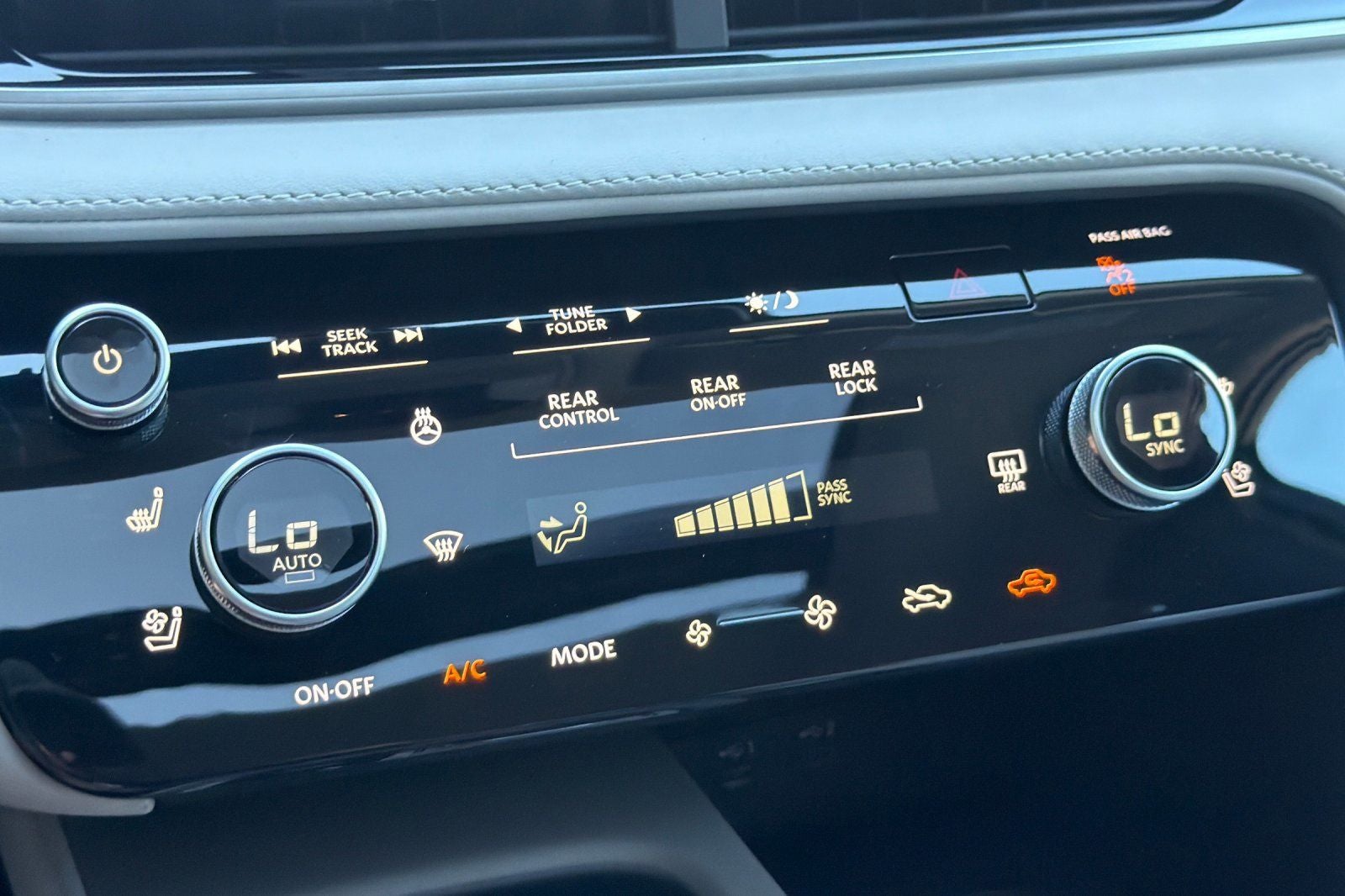 2027 INFINITI QX60 Luxe AWD