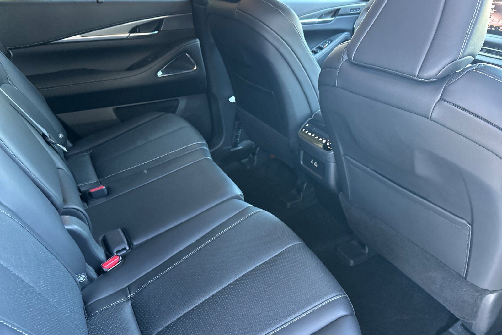 2025 INFINITI QX60 Luxe AWD