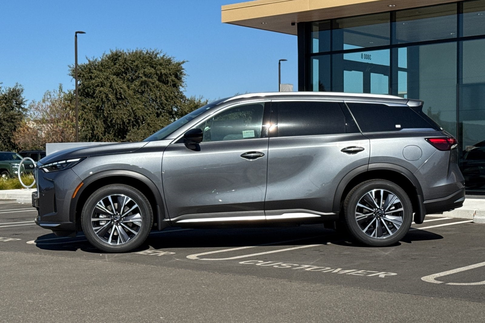 2026 INFINITI QX60 Luxe AWD