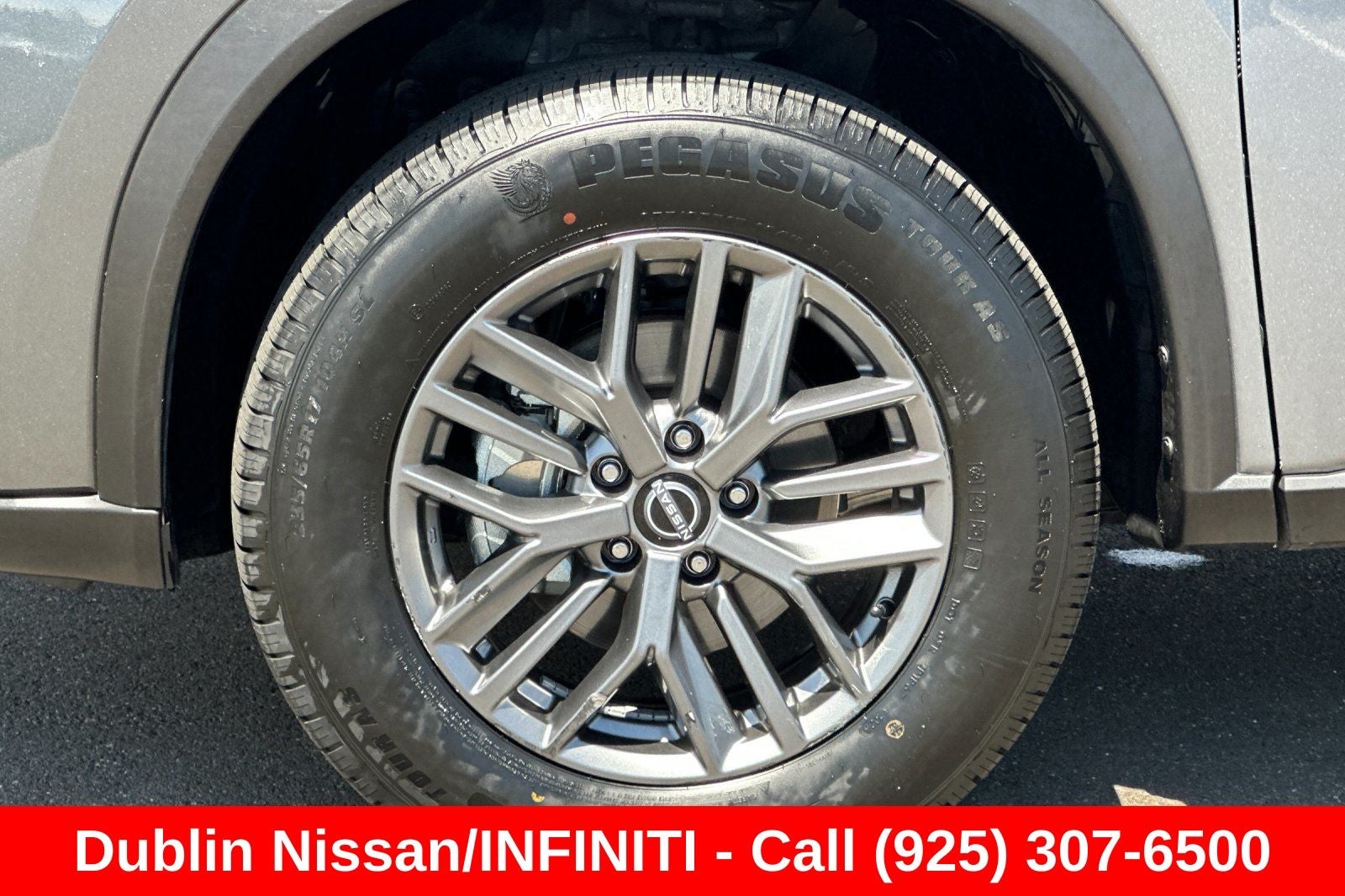 2025 Nissan Rogue S