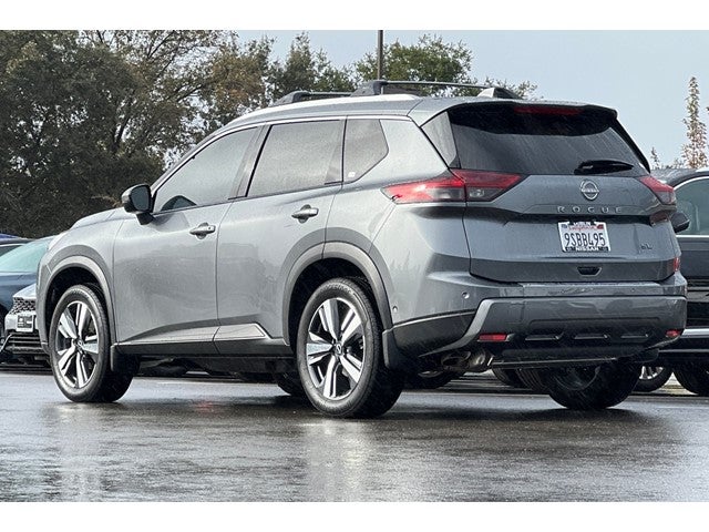 2024 Nissan Rogue SL