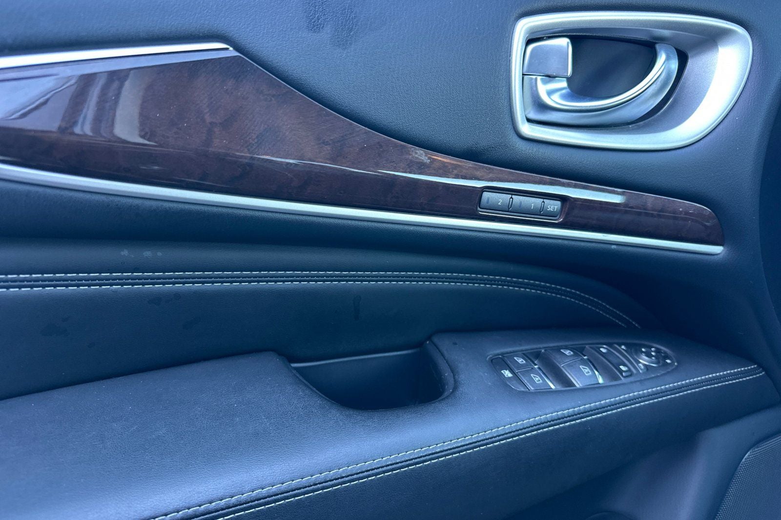 2020 INFINITI QX60 LUXE AWD