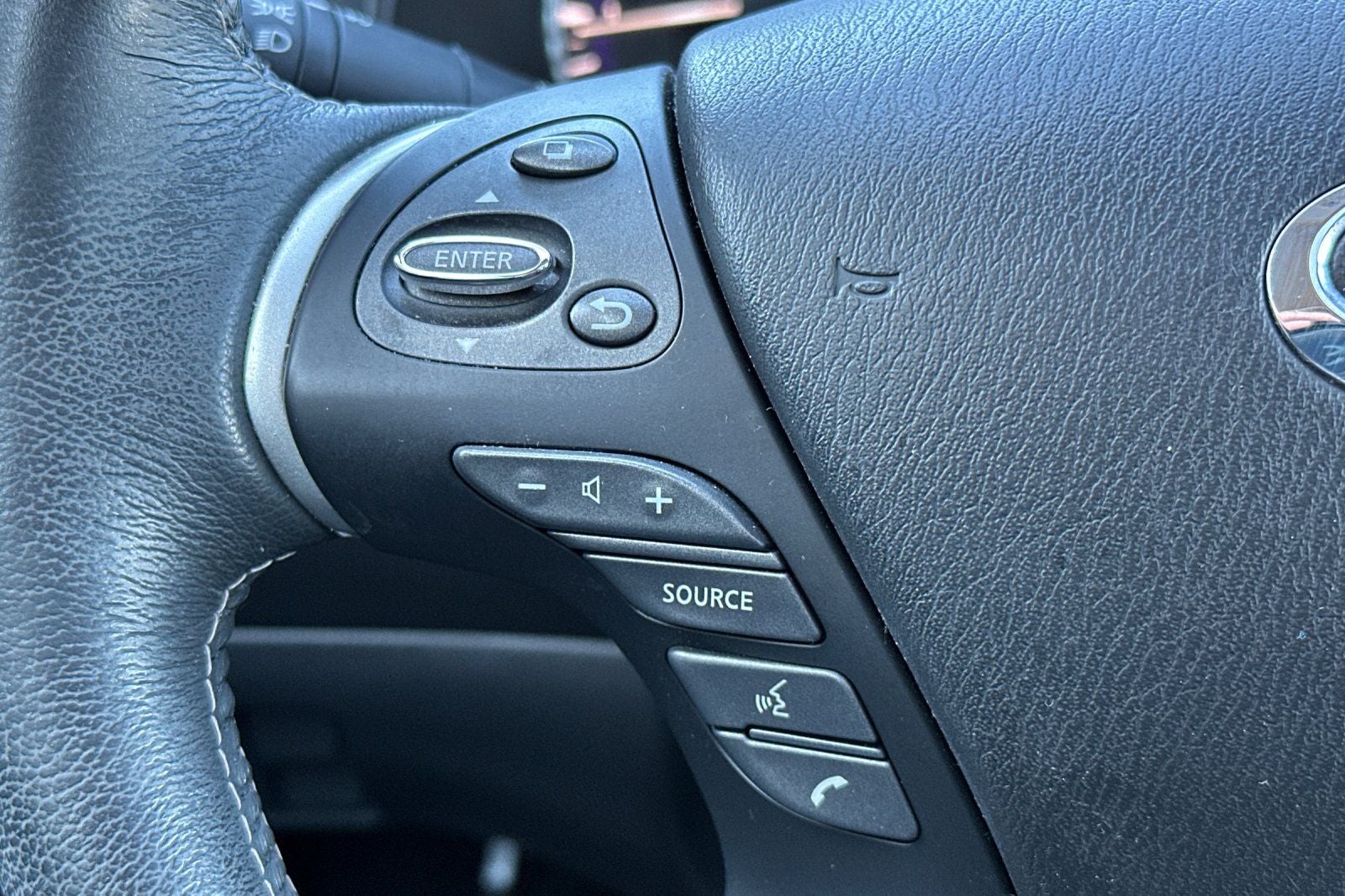 2020 INFINITI QX60 LUXE AWD