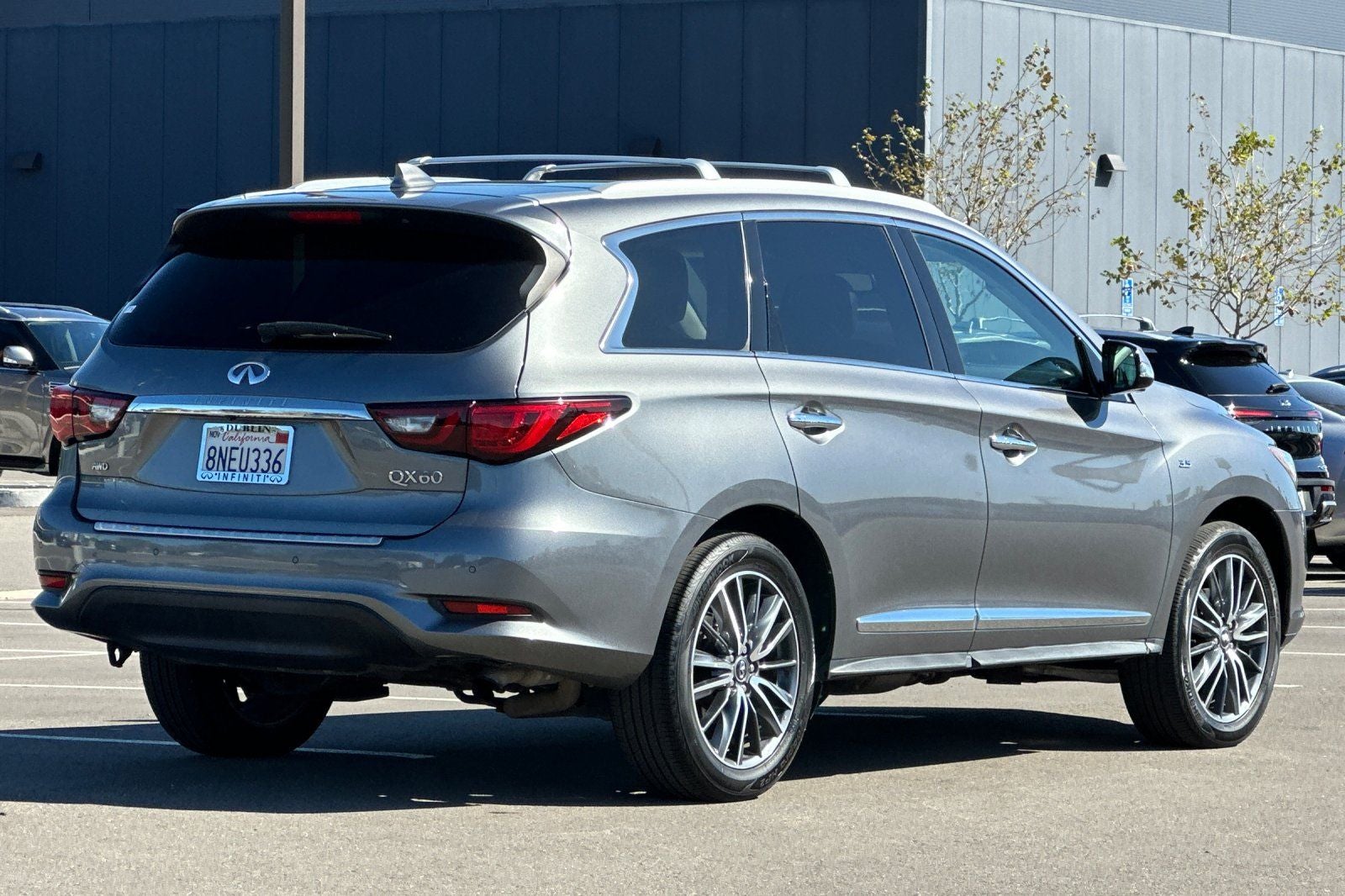 2020 INFINITI QX60 LUXE AWD