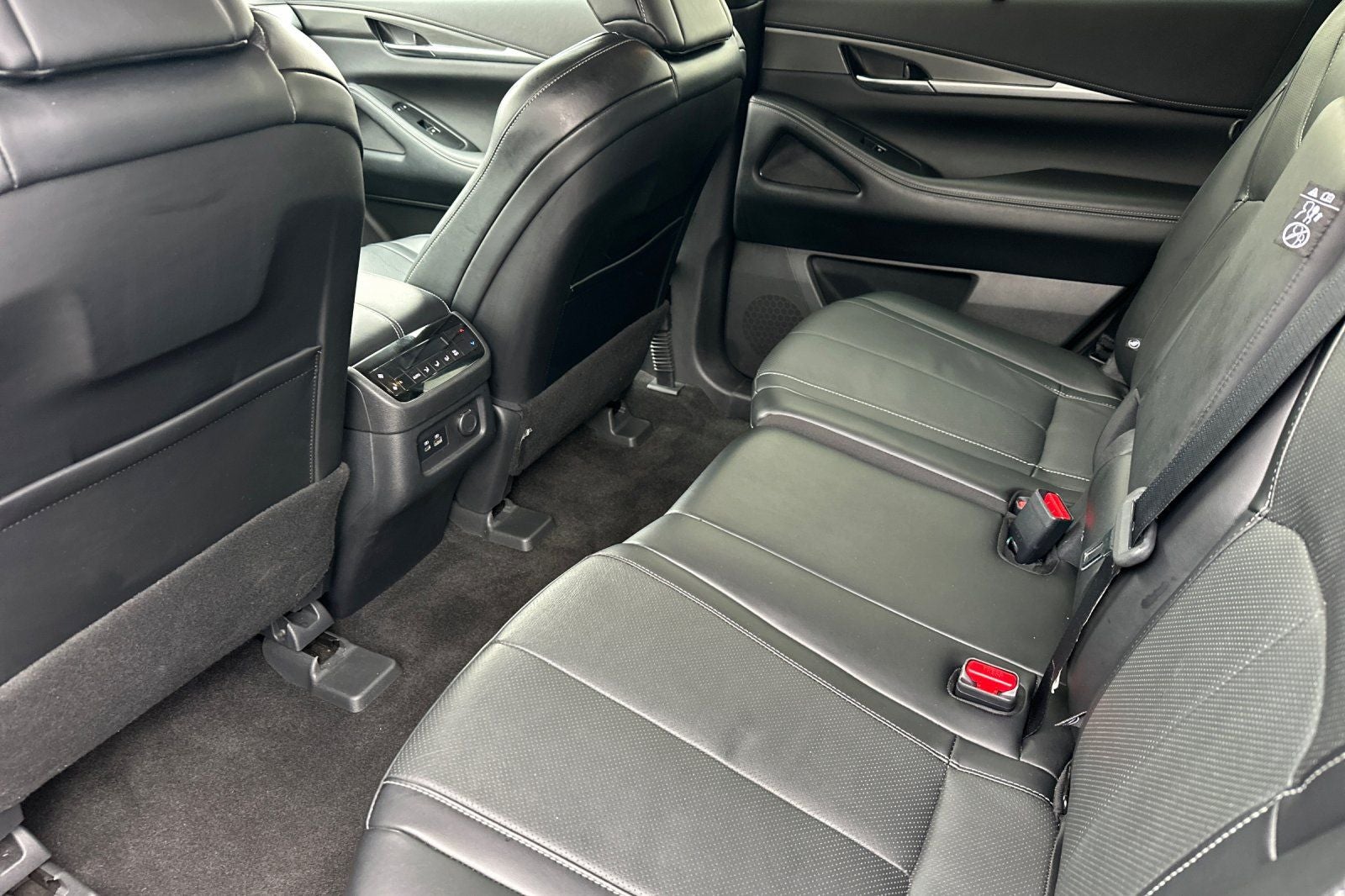 2023 INFINITI QX60 LUXE FWD