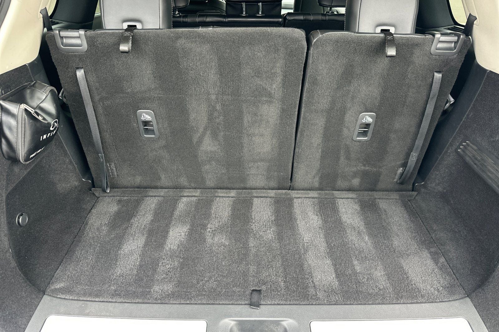 2023 INFINITI QX60 LUXE FWD