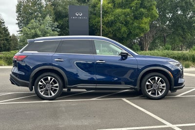 2023 INFINITI QX60 LUXE FWD