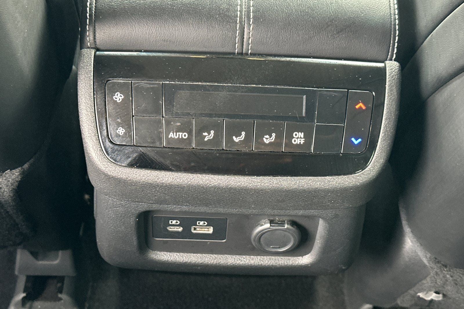 2023 INFINITI QX60 LUXE FWD