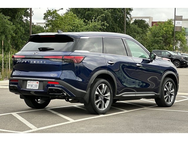 2023 INFINITI QX60 LUXE FWD