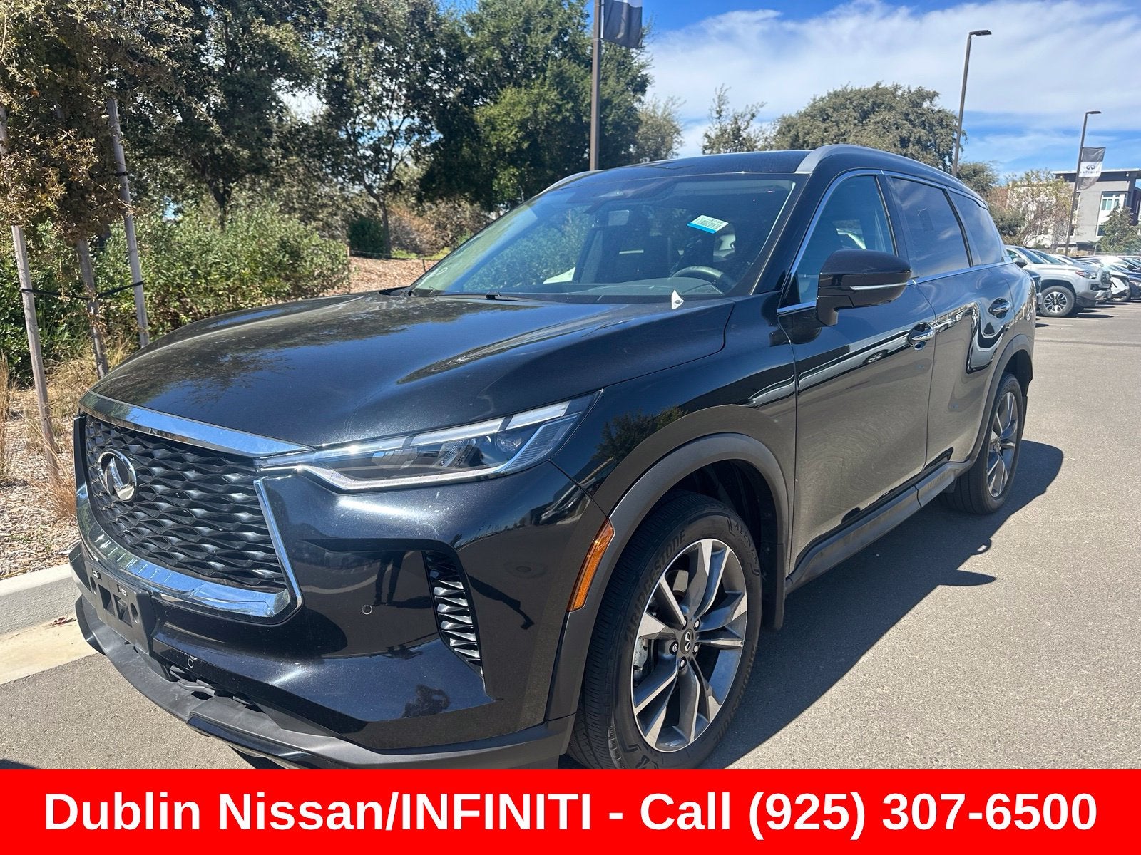 2023 INFINITI QX60 LUXE FWD